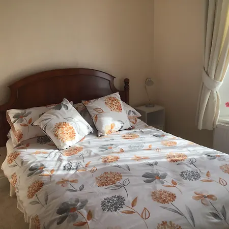 Drakewalls Bed & Breakfast-3